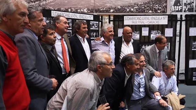 Reconocimiento de la AUF a los campeones sudamericanos juveniles de 1977 - 40 aniversario смотреть онлайн