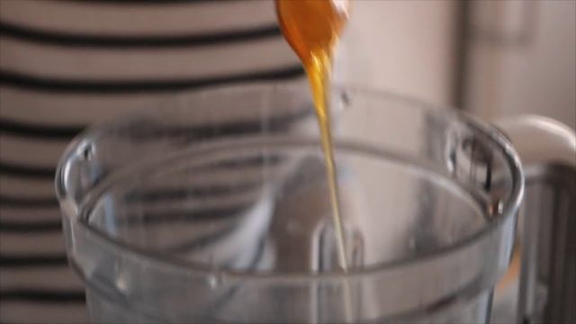 Вкусности - Смуди од калинка и јагоди смотреть онлайн
