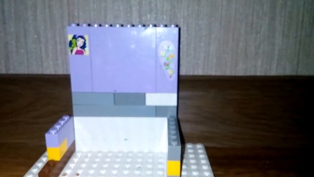 Подставка для телефона из ЛЕГО смотреть онлайн