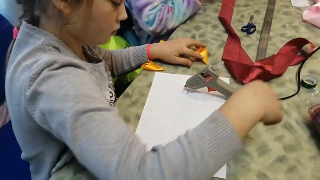 Видео - открытка "Милая Мамочка", посвященная Дню Матери смотреть онлайн