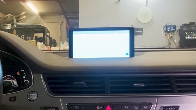 Магнитола на Audi Q7 2015