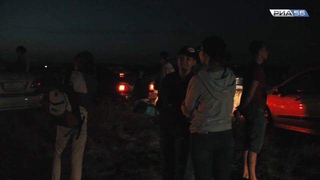 Смотри на звезды. Частичное лунное затмение смотреть онлайн