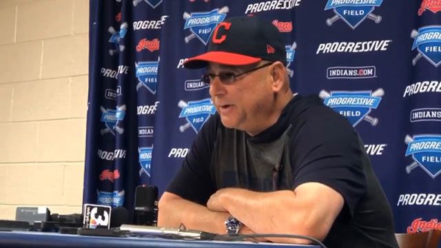 Terry Francona and Corey Kluber analyze a rough outing for the starter смотреть онлайн