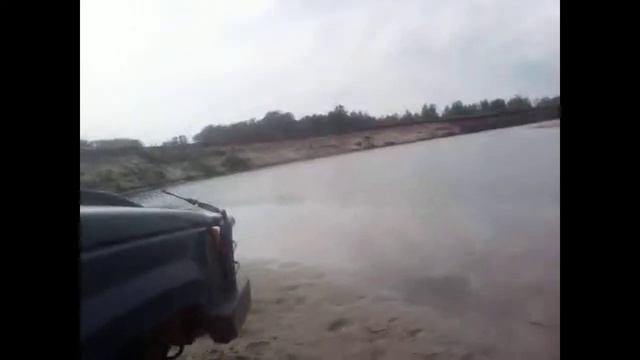 26.08.2017 брод на остров Любичев на Grand Cherokee смотреть онлайн