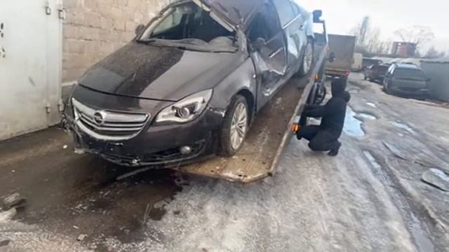 Загрузка на эвакуатор Опель инсигниа смотреть онлайн