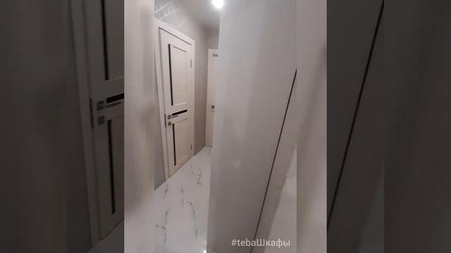 Зеркало и матовое стекло. Белые шкафы в Кстово смотреть онлайн