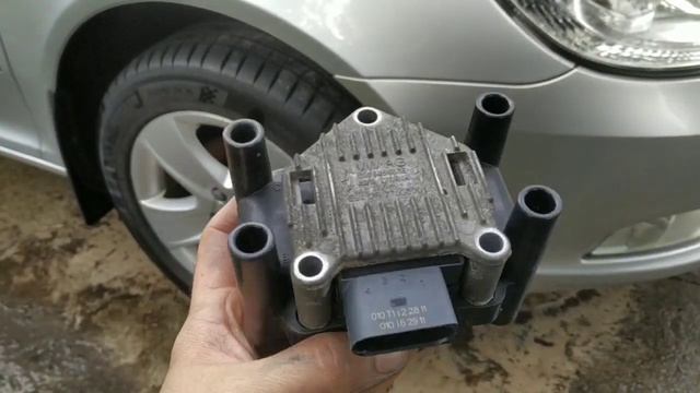 SKODA OCTAVIA A5 1,6 - авто не едет, горит ESP + чек - (пробило катушку)