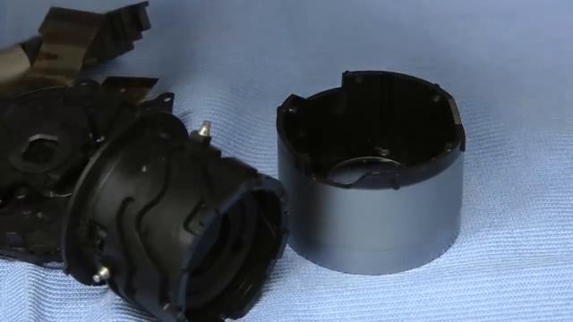 How to strip and clean a Panasonic Lumix TZ series lens - with warnings!!! смотреть онлайн