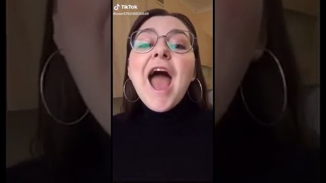 Слабо сказать экскалатор не касаясь губ смотреть онлайн
