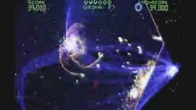 Geometry Wars: Galaxy gameplay смотреть онлайн