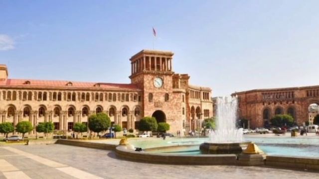 İrəvanda restoran sahibi Azərbaycan deputatlarına nahar etməyə icazə vermədi смотреть онлайн