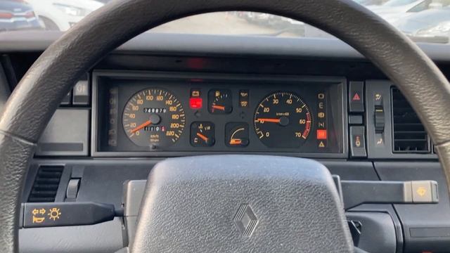 Renault 21 GTS Manager (1992) - La familiale sans histoire смотреть онлайн