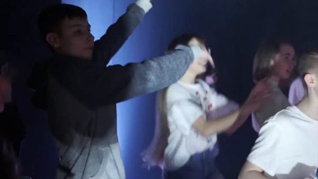 Детский день рождения в стиле диско смотреть онлайн