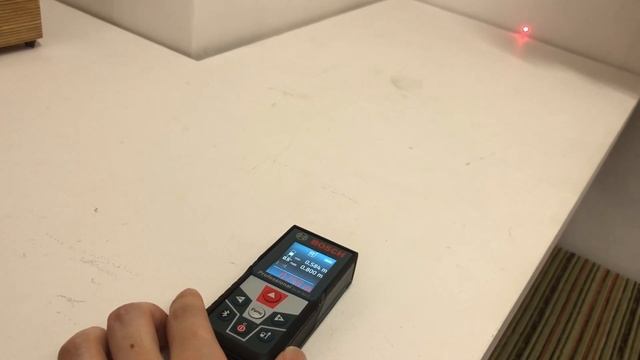 レーザー距離計（BOSCH GLM50C）のテスト смотреть онлайн
