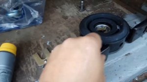 Замена подвесного подшипника на Газель Некст.