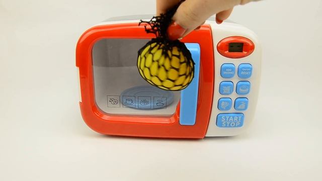 Мультики с игрушками про машинки из Микроволновки цвета