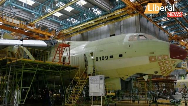 Позор! В РФ продолжают буксовать сборку серийных Ил 76. смотреть онлайн