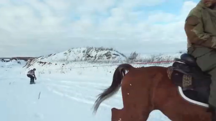 Skijoring - развлечение офисных клерков смотреть онлайн