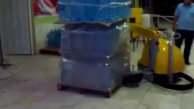 Robô Envolvedor de Filme Strech - Comeplast CM 40 смотреть онлайн