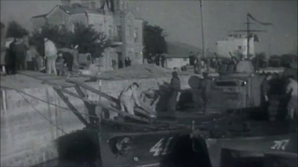 Чёрные бушлаты\Заставка\исполняетВысоцкий