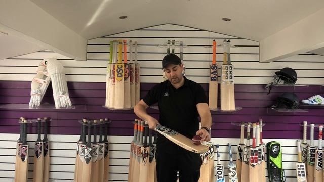 [4K] JUNIOR CRICKET BAT REVIEW SIZE 6 AND HARROW BATS CLEARANCE SALE смотреть онлайн