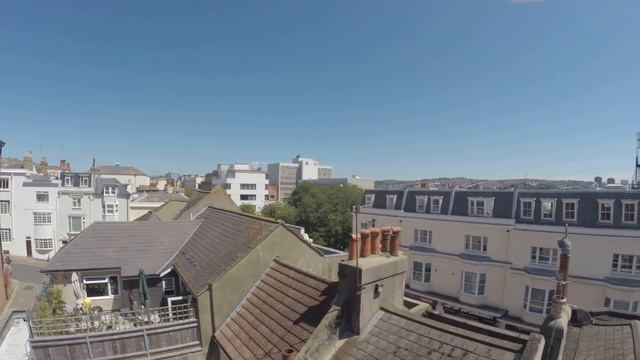 Пролетая над гнездом чайки смотреть онлайн