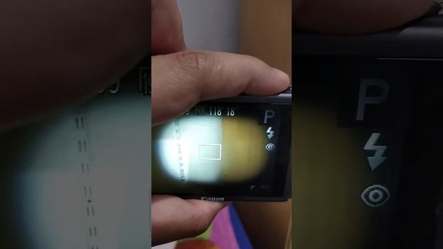 Canon Ixus 115 HS, Layar Vignet смотреть онлайн