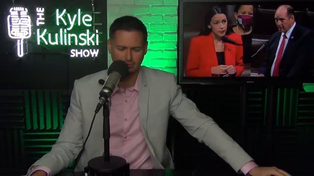 Yoho & AOC Keep Ripping Each Other смотреть онлайн