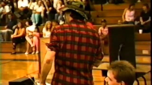 Brandon & Ray Rice Kata / Fight Scene Karate Demo 80's at Toughman Contest смотреть онлайн