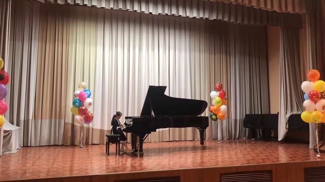 Бессонова Виктория, 7 лет, У.Гиллок «Колокольчики», 02.09.2019 смотреть онлайн