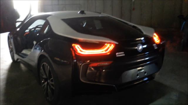BMW I8 Revs & Exhaust Sound
