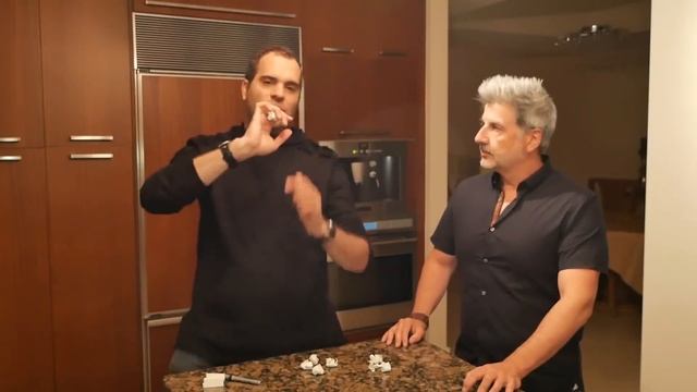 REVEALED! Best Mentalism/ Mind-Reading trick YOU can do! By SpideyHypnosis смотреть онлайн