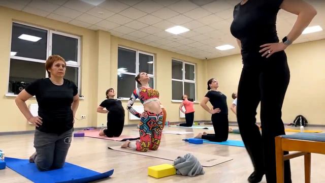 Практика на раскрытие грудного отдела #yoga 4 марта 2024 г. смотреть онлайн