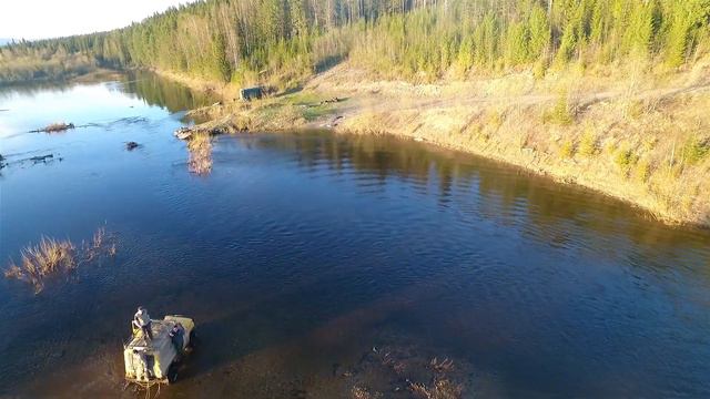 Спасение рядового УАЗа из водного плена смотреть онлайн