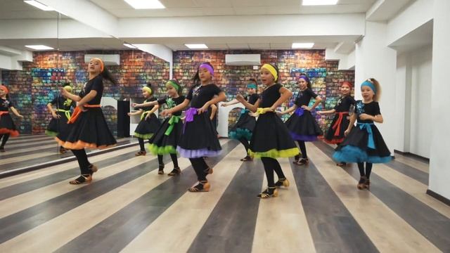 ТЦ Unidance, Касаткина Юлия, ноябрь 2018 смотреть онлайн
