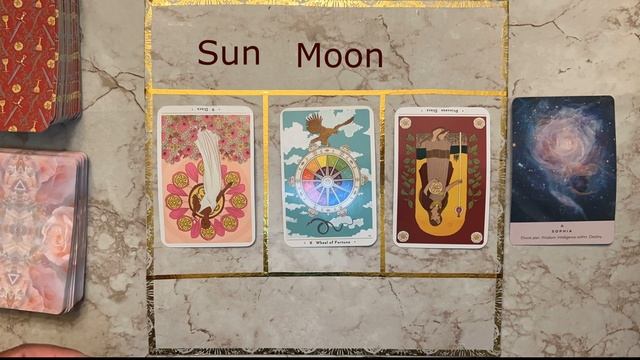 February 2023 Tarot Cancer Sun, Moon and Rising With BONUS Oracle Card! смотреть онлайн