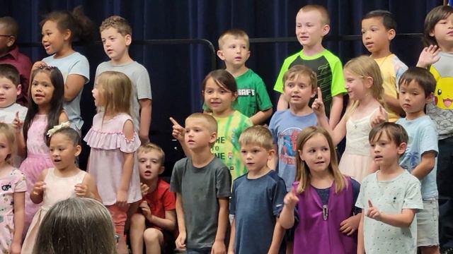 Novak Kindergarten Graduation 3 смотреть онлайн