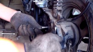 МЕНЯЮ МАСЛО В РЕДУКТОРЕ HONDA DIO 34