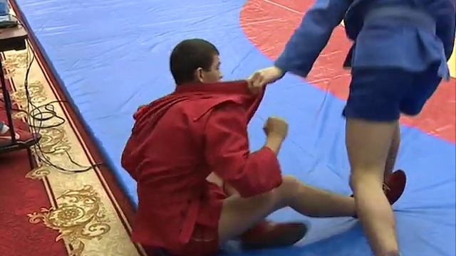 В Ярославле стартовали 14-е юношеские соревнования по самбо на Кубок Губернатора Ярославской област смотреть онлайн