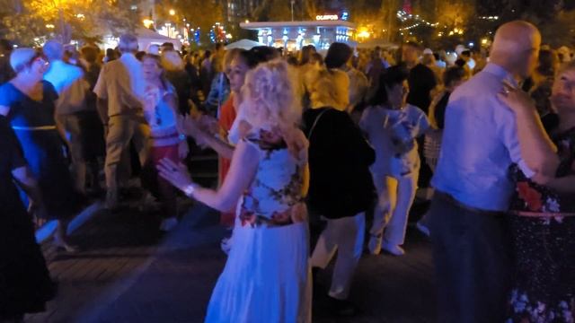 Город Сочи... 03.09.23 смотреть онлайн