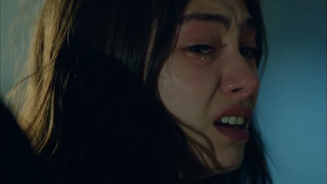 Kara Sevda - Emir Kozcuoğlu Çıldırdı! смотреть онлайн