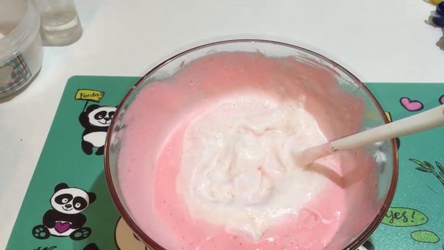 СЛАЙМ ИЗ ЗУБНОЙ ПАСТЫ и ШАМПУНЯ | ЧТО БУДЕТ ЕСЛИ ВСЁ СМЕШАТЬ смотреть онлайн