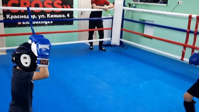 Спарринг! Мамедов Рамир в чёрном шлеме! kings & queens Ava max смотреть онлайн