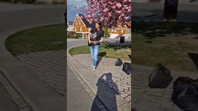 Busking with Boss street cube 2 смотреть онлайн