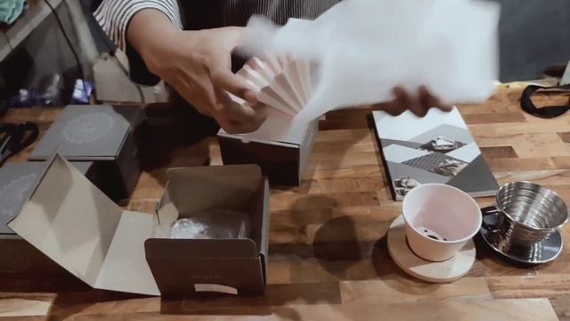 Unboxing Origami Dripper, Mountain TORCH Dripper, Kalita Dripper From Kurasu Kyoto смотреть онлайн