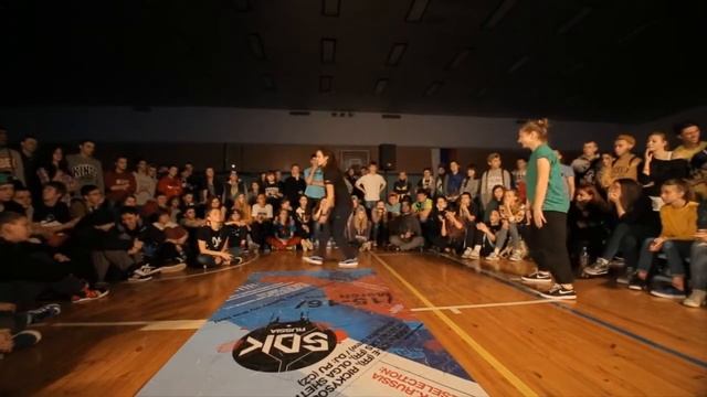 Анфиса vs. Петенцева Ириша | Hip-Hop Female | 1/4 Final смотреть онлайн