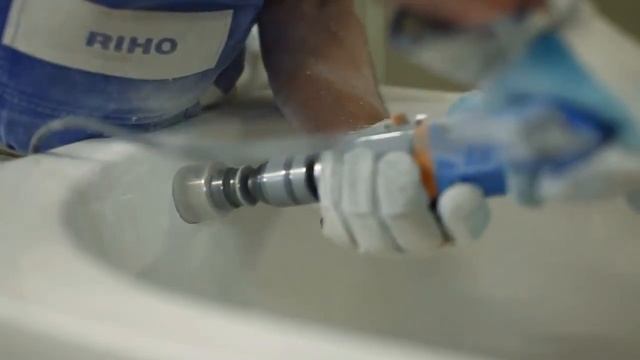 Производство акриловых ванн RIHO смотреть онлайн