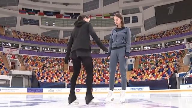 Алина Загитова объясняет как смотреть фигурное катание. смотреть онлайн