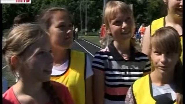 В Канавинском районе на территории 121-й школы появилось новое футбольное поле смотреть онлайн