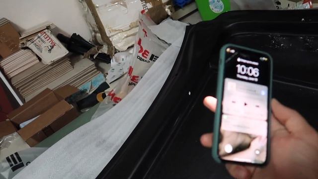 Installing a Seibon carbon fiber hood on my Lexus RCF смотреть онлайн